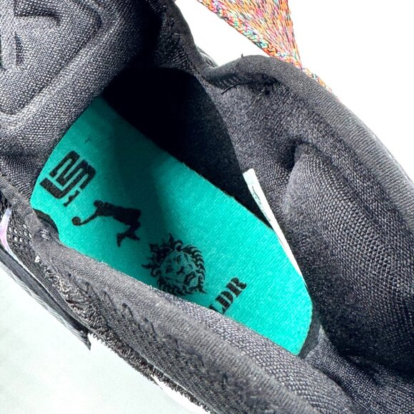 Nike LeBron Soldier 10 'Iridescent' - Picture 6 of 15